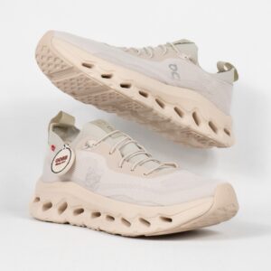 Sepatu On Cloudtilt Running x Loewe Sand Beige Authentic Sneakers