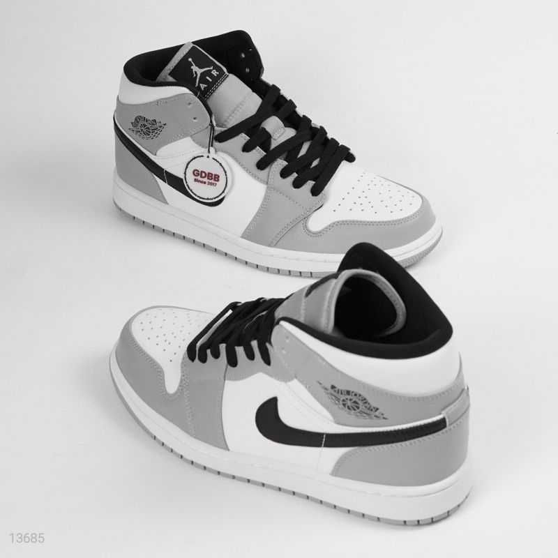 Nike Air Jordan 1 Mid Light Smoke Grey White Black Authentic - Image 2