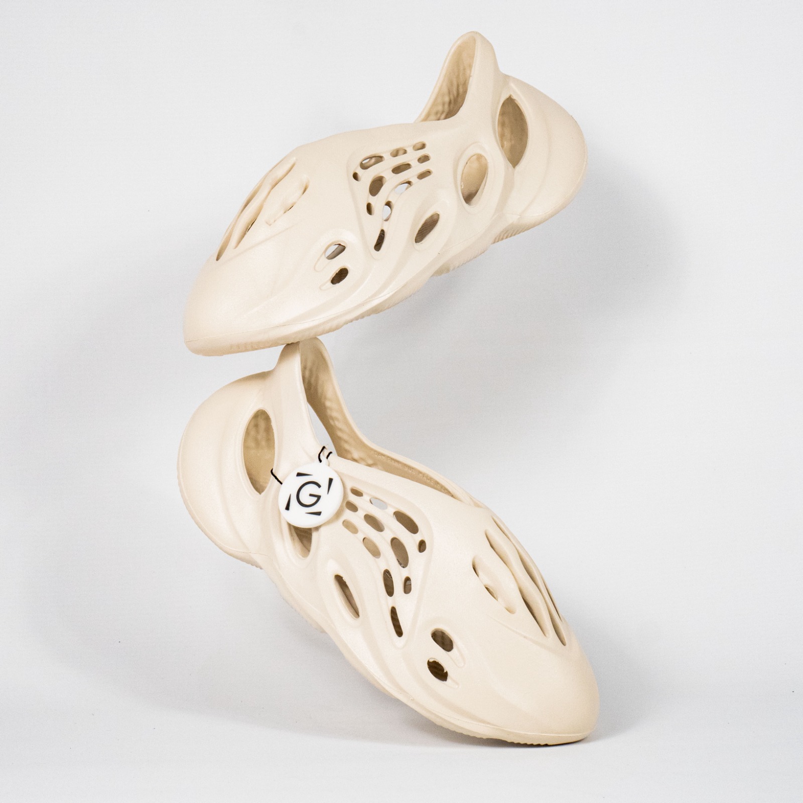 Sendal Adidas Yeezy Foam Runner Ararat Cream Slide Authentic