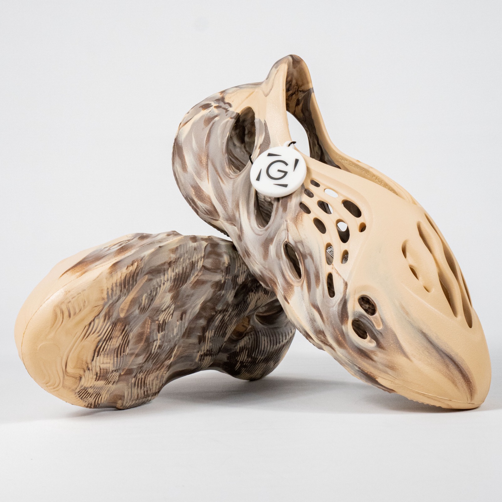 Sendal Adidas Yeezy Foam Runner MX Cream Clay Brown Authentic - Image 4