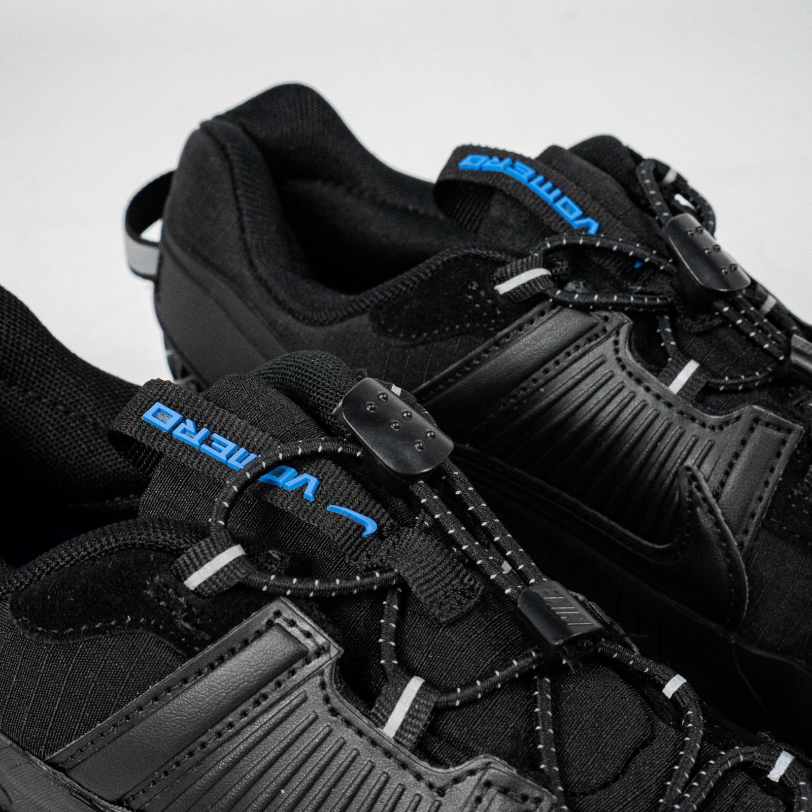 Sepatu Nike Zoom Vomero Roam Black Racer Blue Sneakers Authentic - Image 3