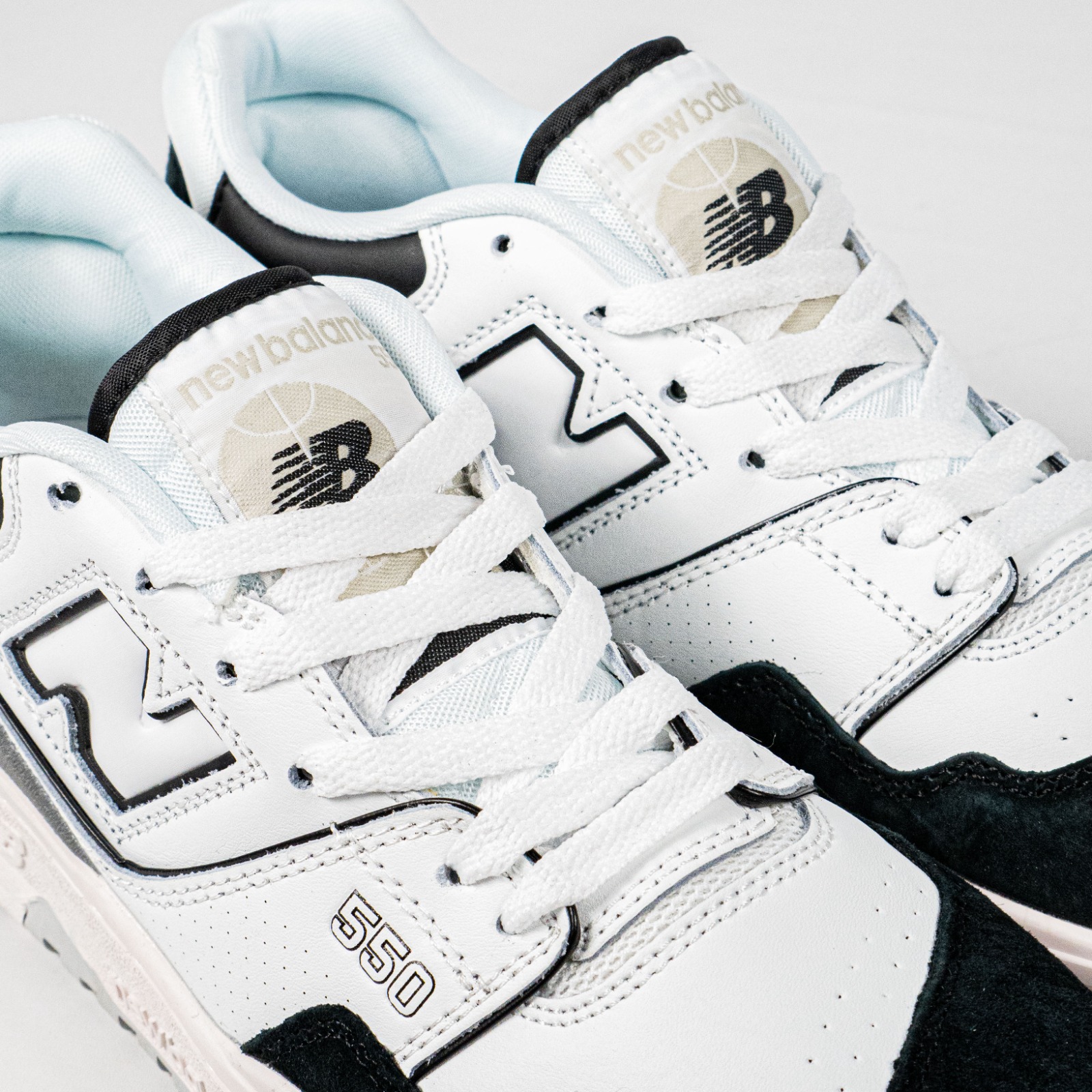 Sepatu NB 550 White Black Rain Cloud Sneakers Casual Authentic - Image 3