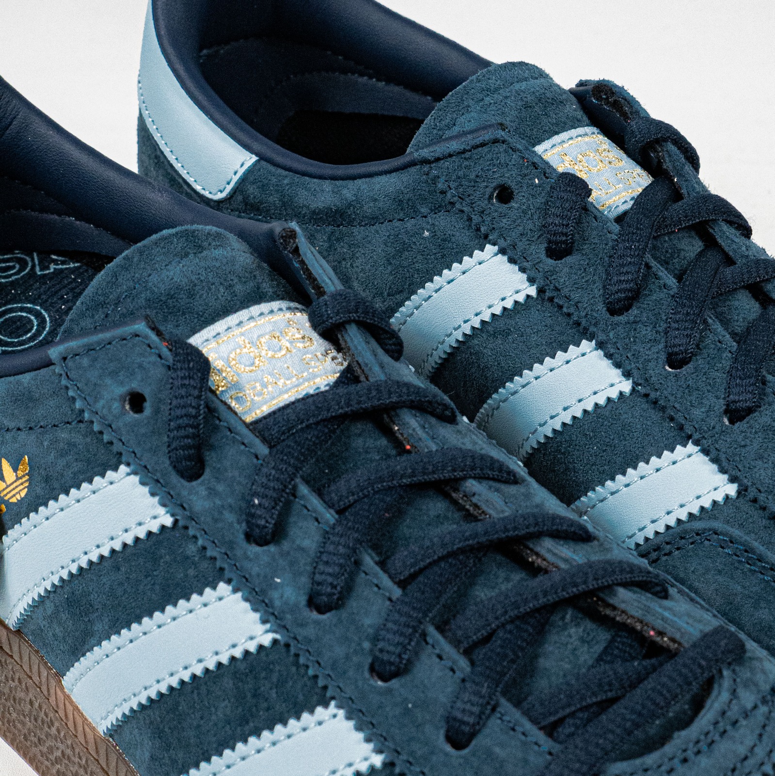 Sepatu Adidas Handball Spezial Collegiate Navy Gum Sneakers Authentic - Image 4