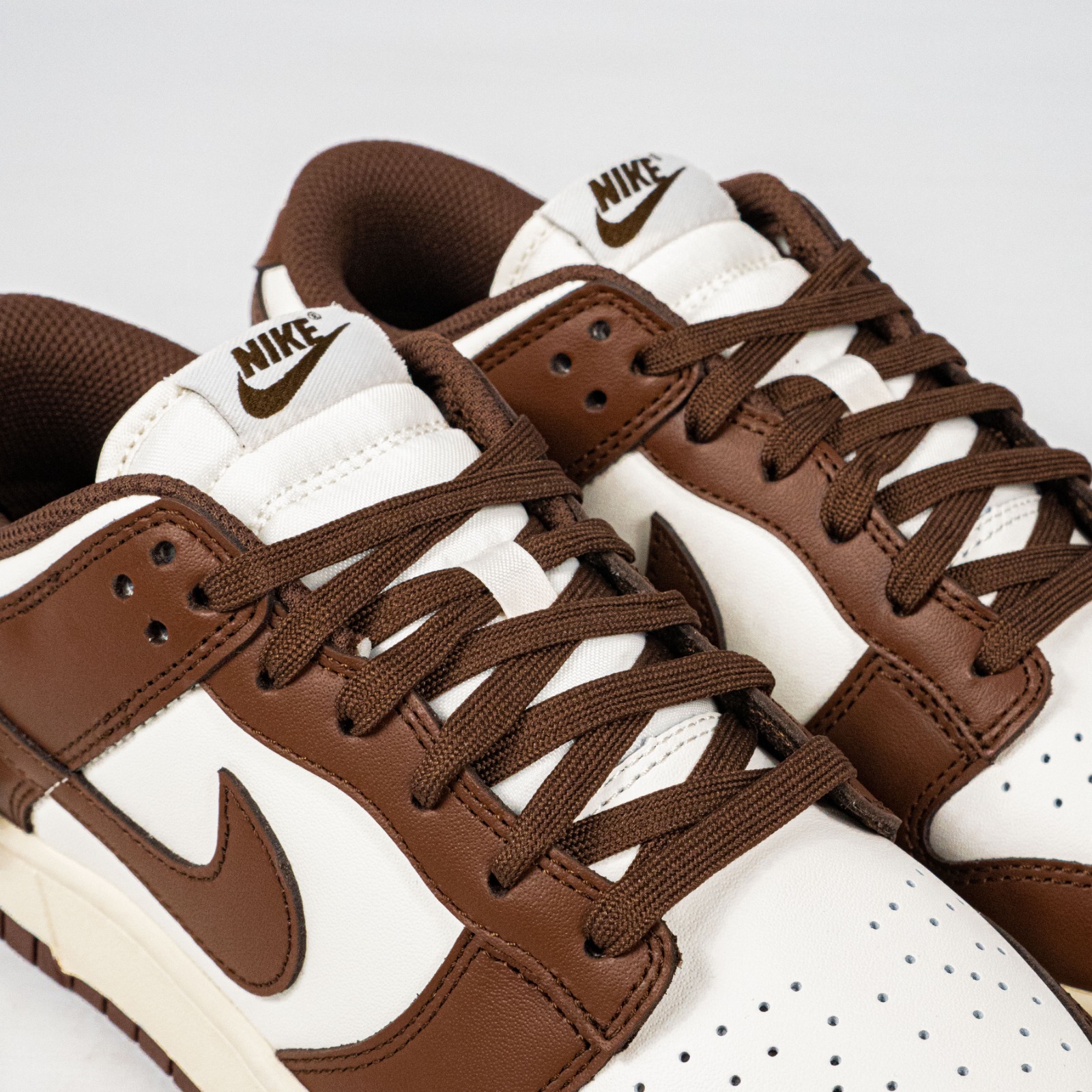 Nike Dunk Low Mocha Cacao Wow Brown Sail Coconut Milk Authentic - Image 4