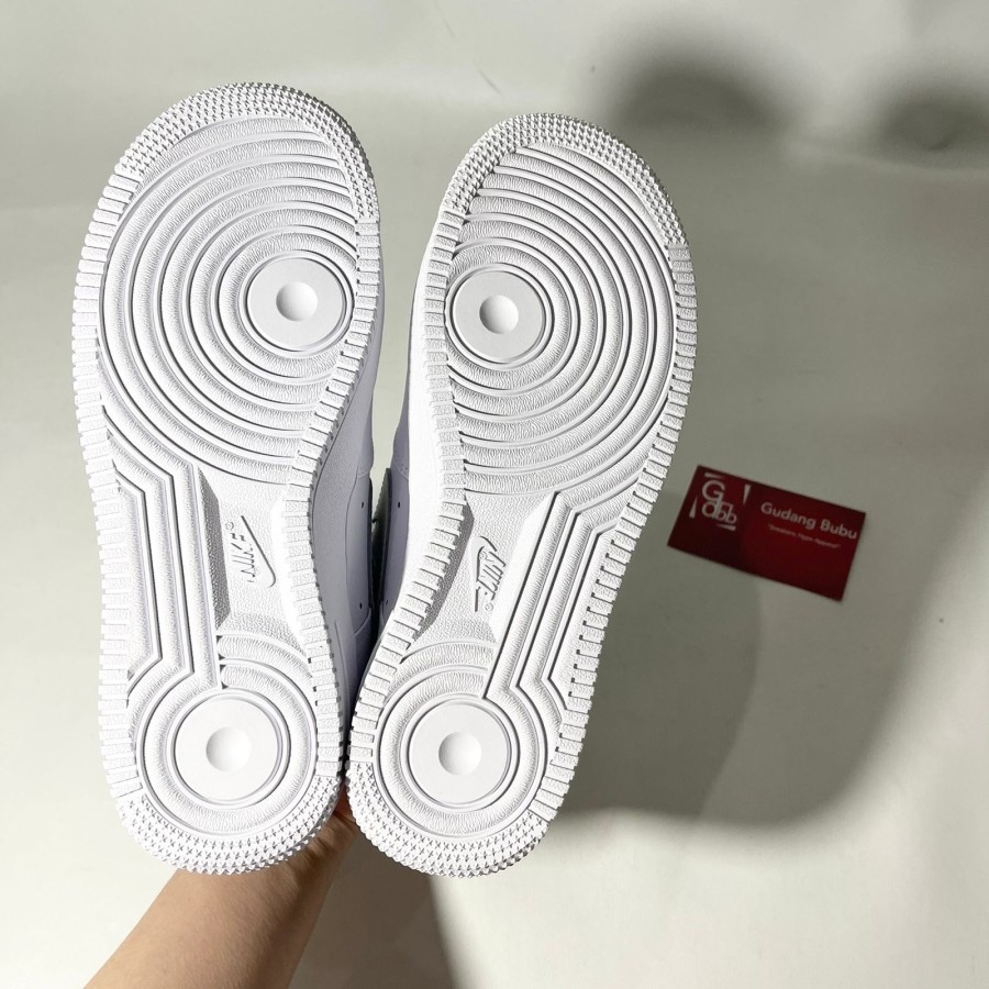 Nike Air Force 1 Low Essentials White Grey Silver Gold Authentic - Image 4