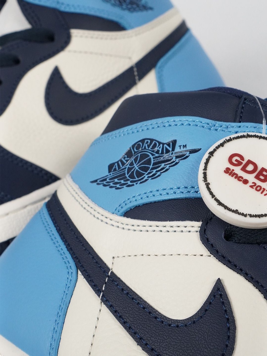 Nike Air Jordan 1 Retro High OG Obsidian Blue UNC Authentic - Image 3