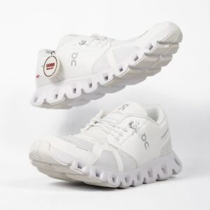 Sepatu Sneakers On Running On Cloud 5 Allwhite Authentic