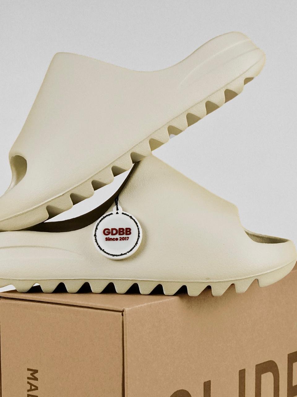 Adidas Yeezy Slide Bone White Slides - Image 2