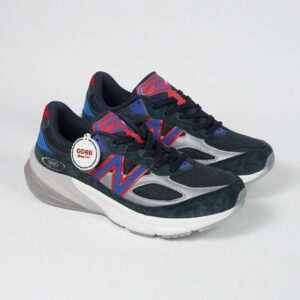 New Balance NB 990V6 Made in USA Kith Madison Square Garden New York Rangers Authentic