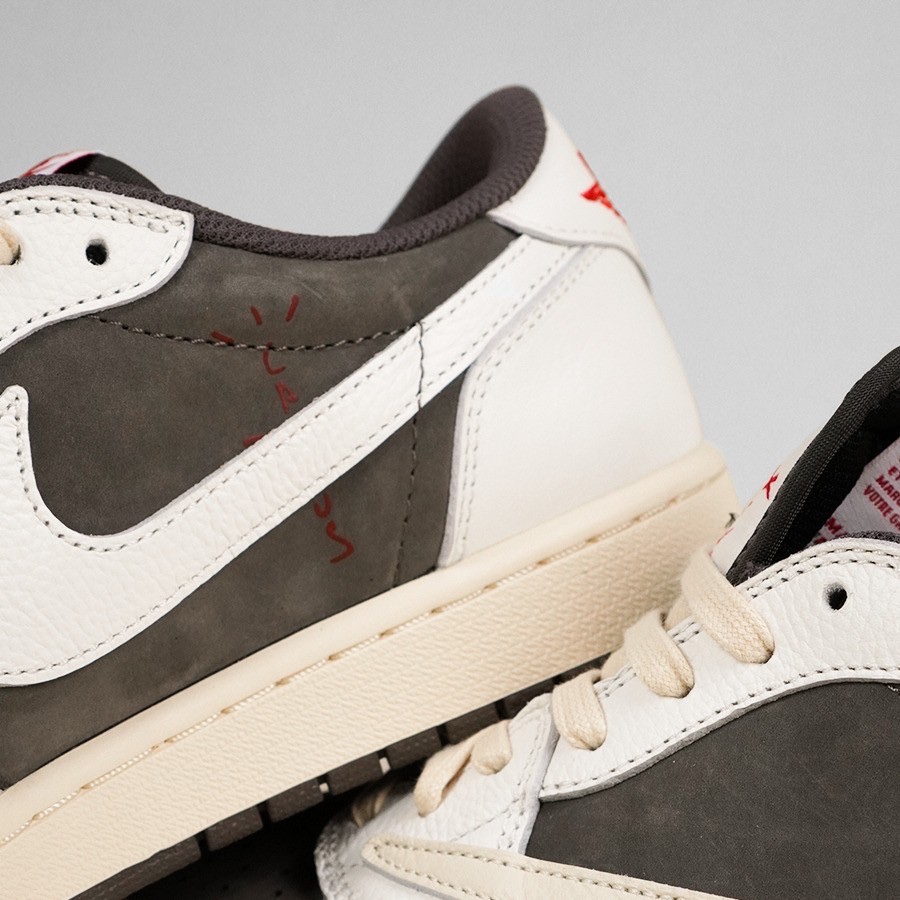 Nike Air Jordan 1 Low x Travis Scott Reverse Mocha Brown White Authentic - Image 4