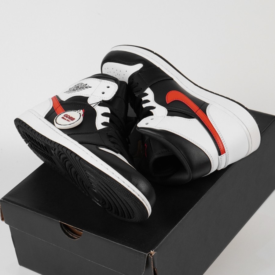 Nike Air Jordan 1 Mid Black Chile Red White Red Swoosh Authentic - Image 3
