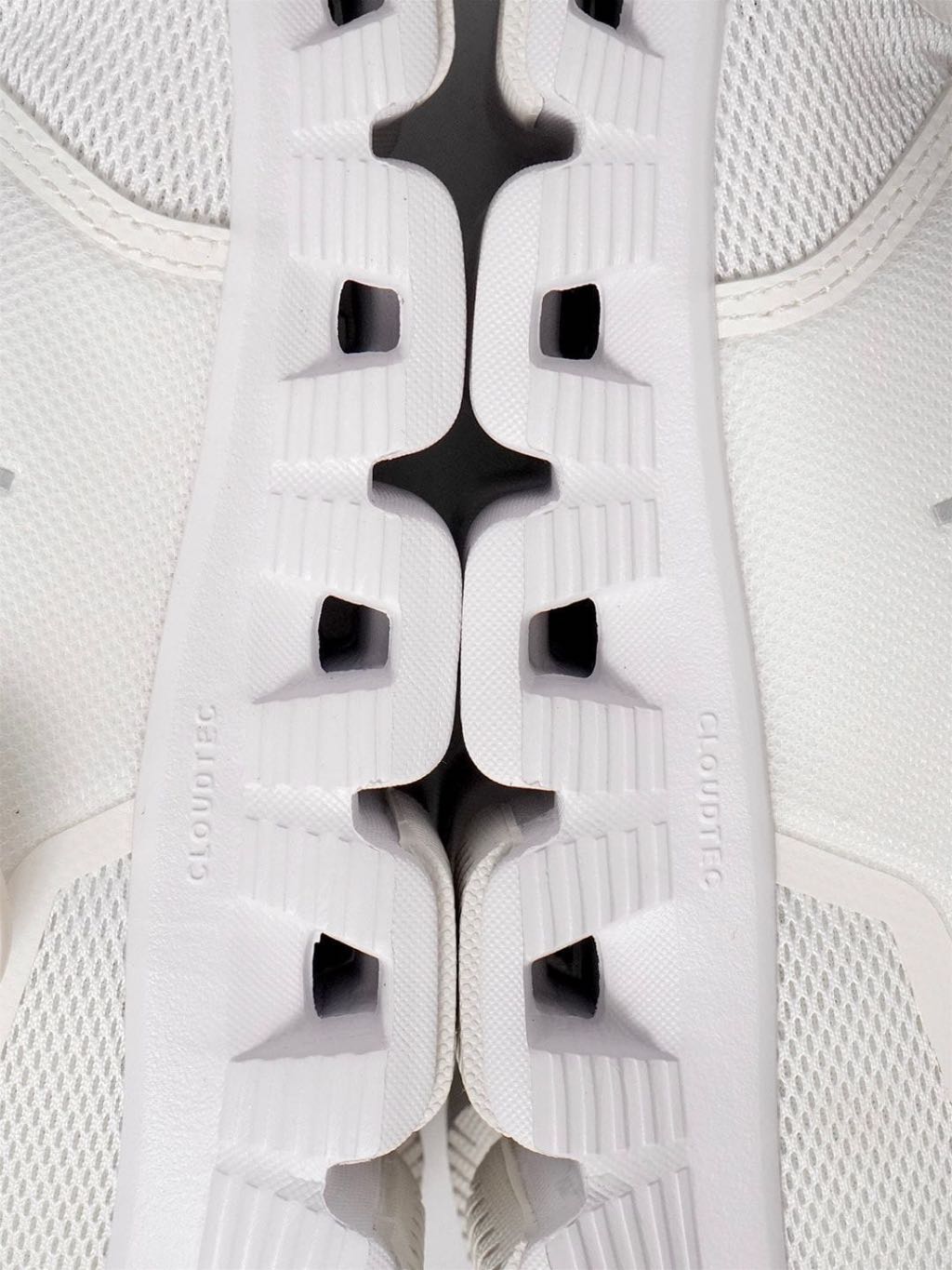 Sepatu Sneakers On Running On Cloud 5 Allwhite Authentic - Image 3