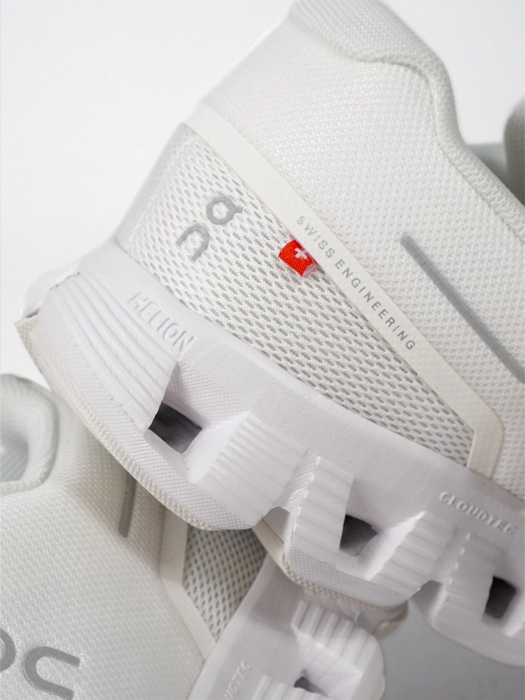 Sepatu Sneakers On Running On Cloud 5 Allwhite Authentic - Image 4