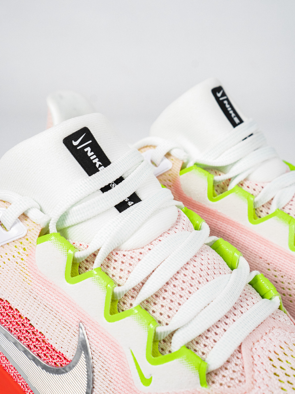 Sepatu Nike Air Zoom Pegasus 41 White Crimson Sneakers Authentic - Image 3