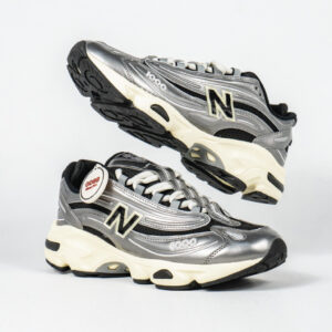 Sepatu New Balance 1000 Silver Metallic Sneakers Authentic