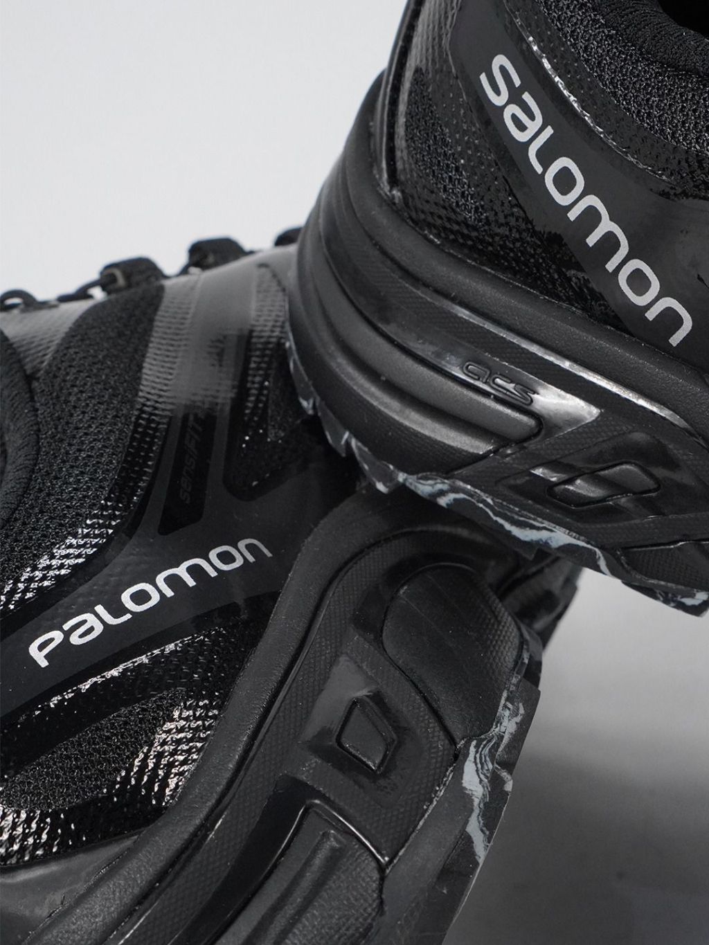 Sepatu Salomon PALACE XT Wings 2 Tripleblack Sneakers Authentic - Image 2