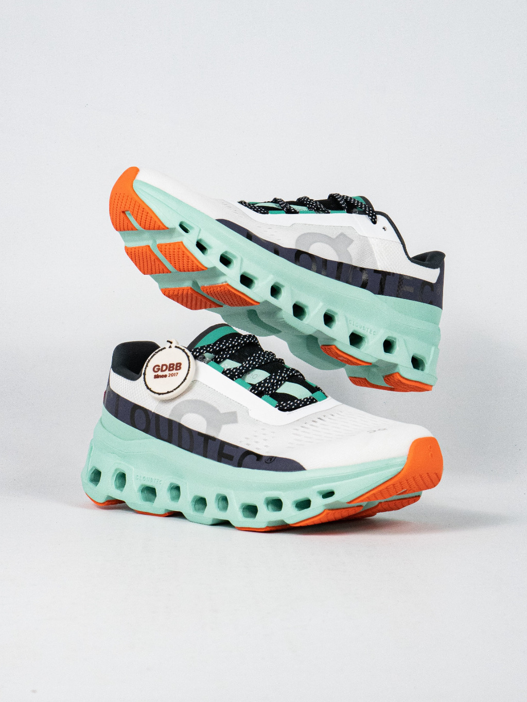 Sepatu On Running On Cloudmonster White Green Creek Tosca Sneakers Authentic
