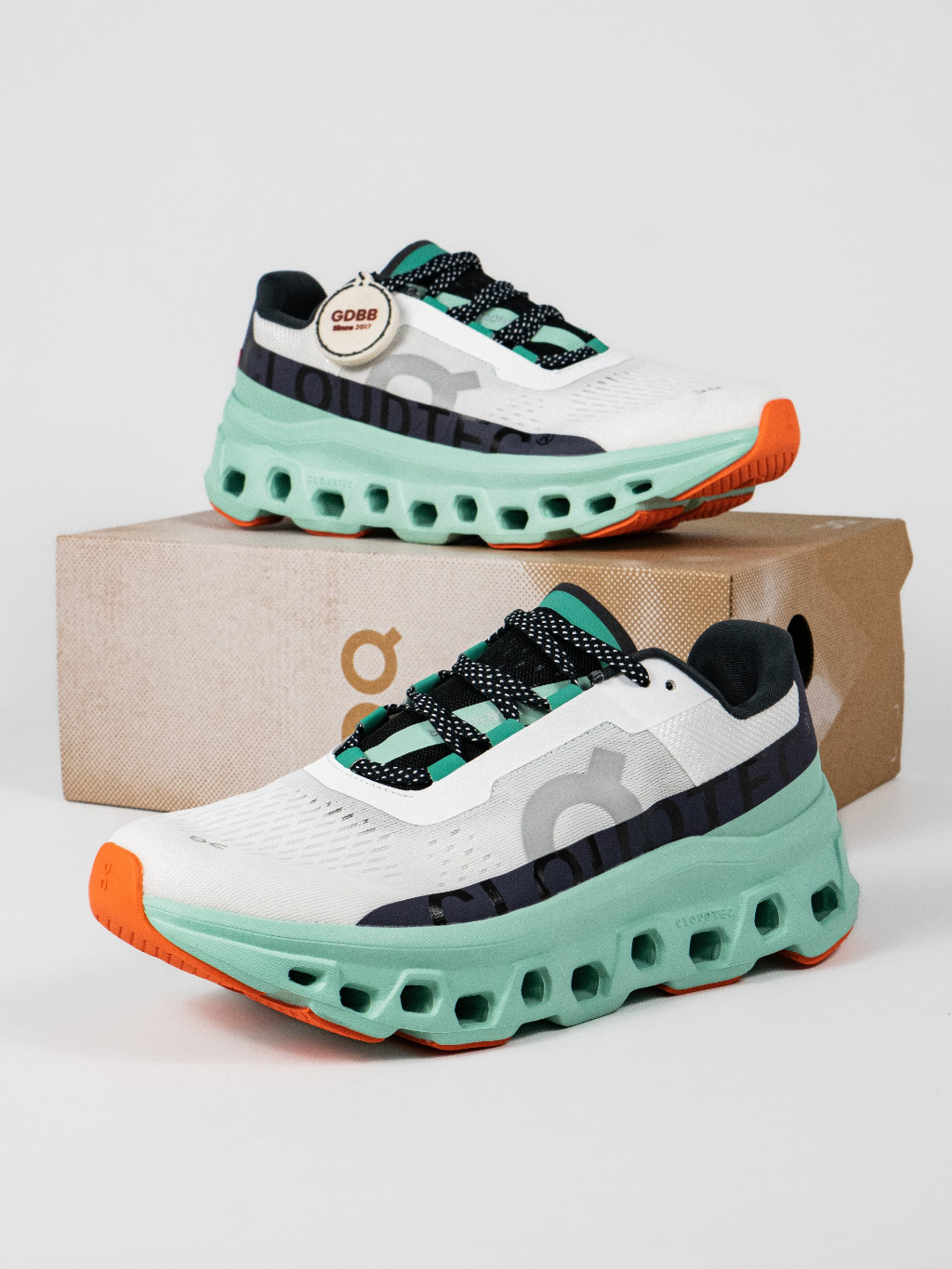 Sepatu On Running On Cloudmonster White Green Creek Tosca Sneakers Authentic - Image 2