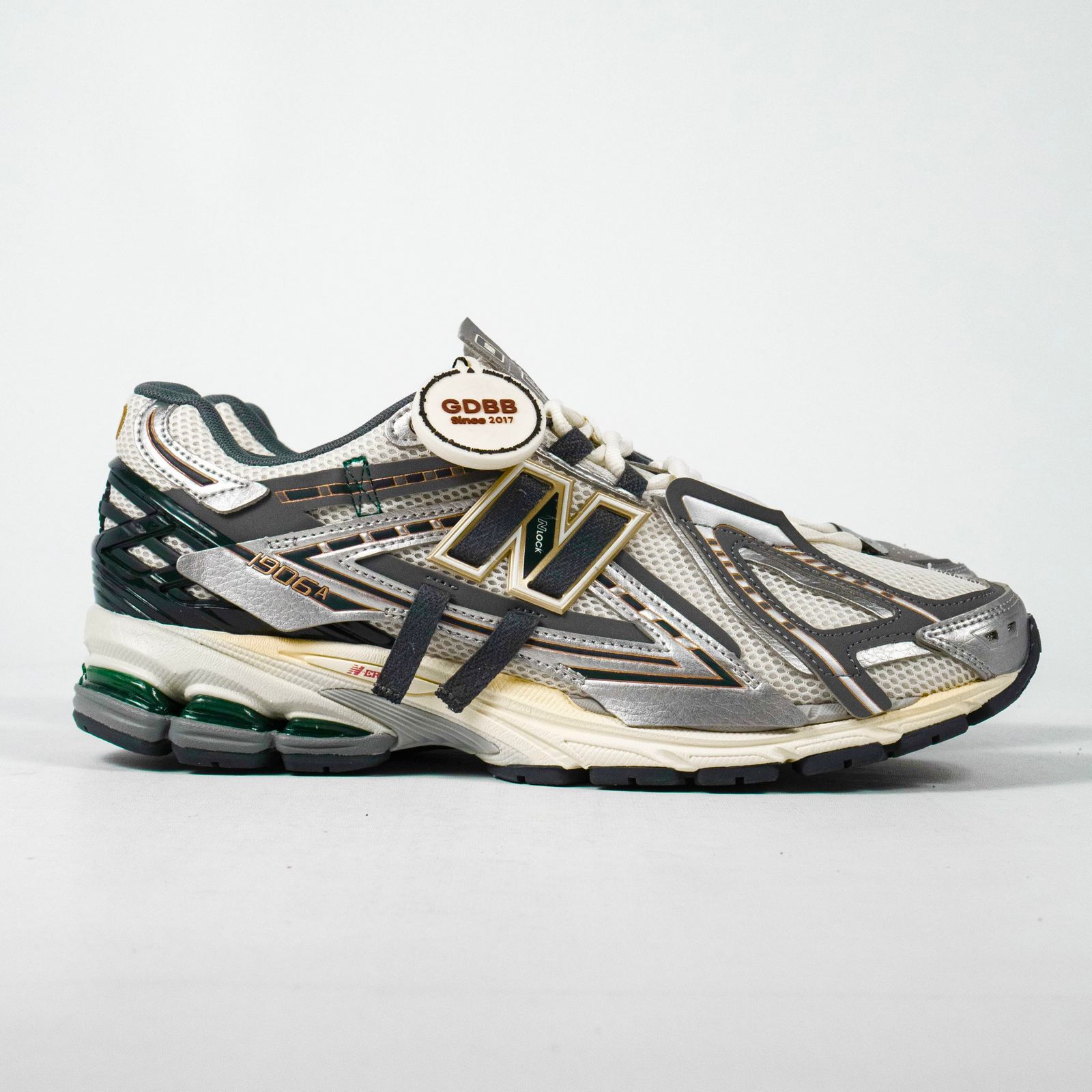 Sepatu New Balance NB 1906A Refined Future Tech Explosion Sneakers Authentic - Image 3