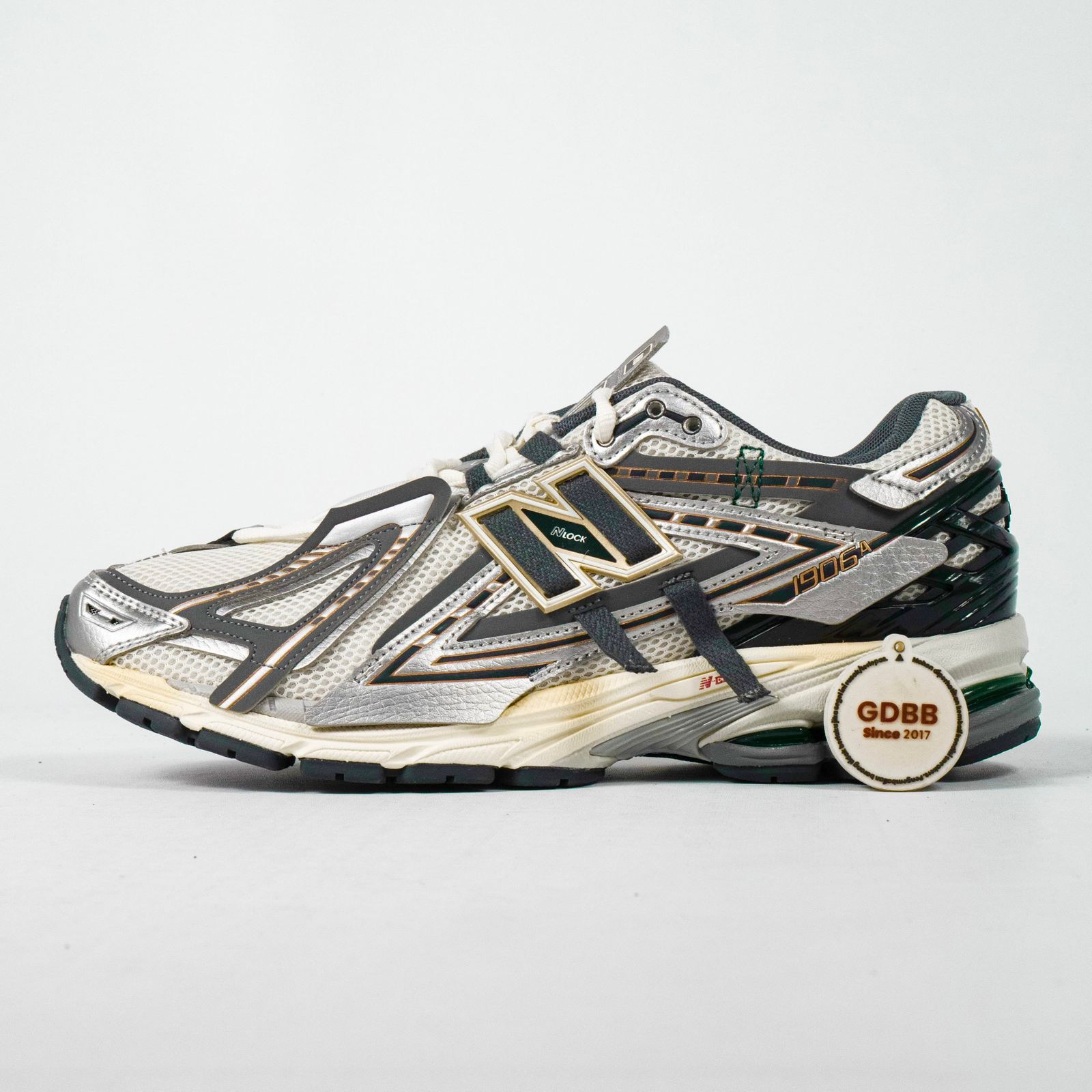 Sepatu New Balance NB 1906A Refined Future Tech Explosion Sneakers Authentic - Image 2