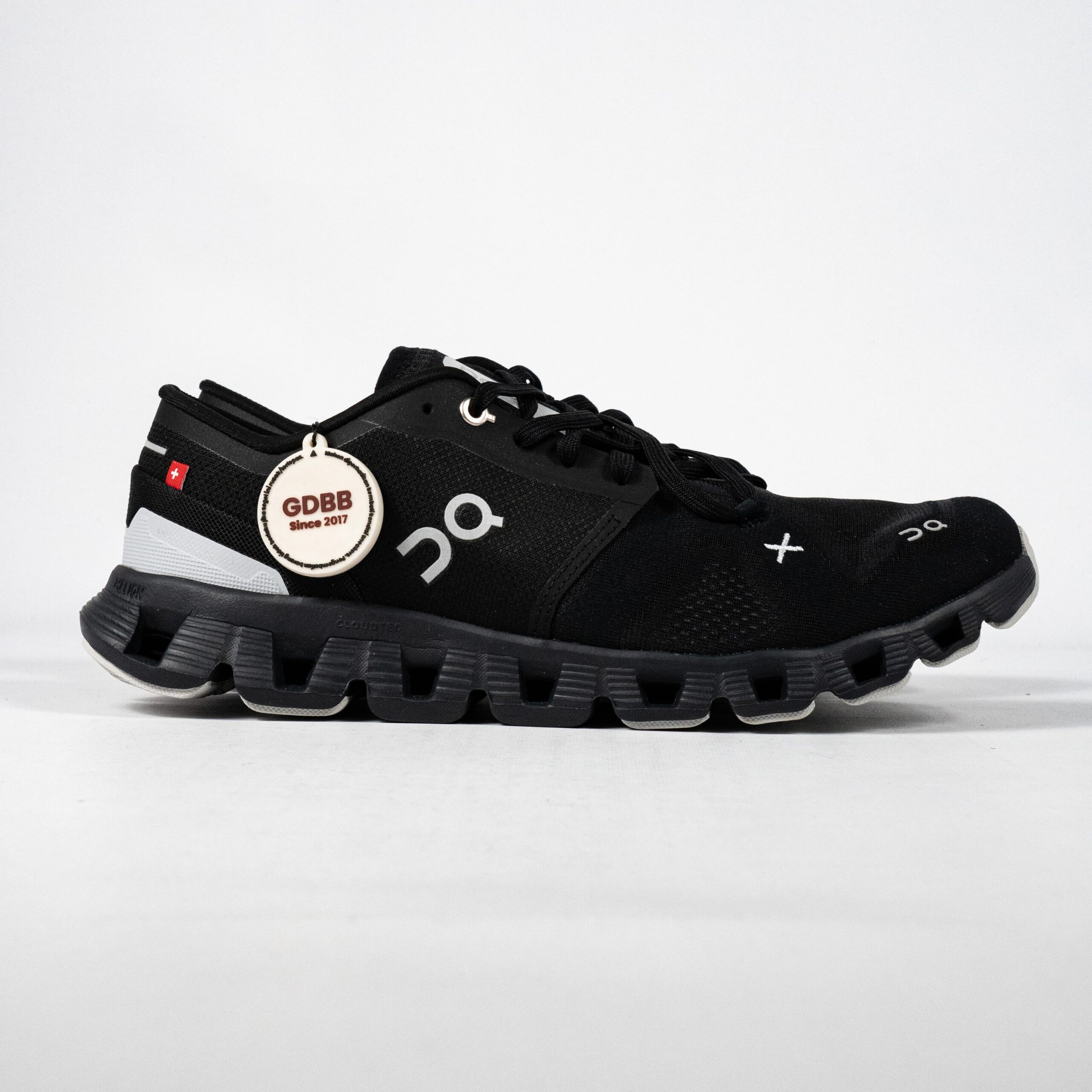 Sepatu On Running On Cloud X3 Black Allblack Sneakers Authentic - Image 5