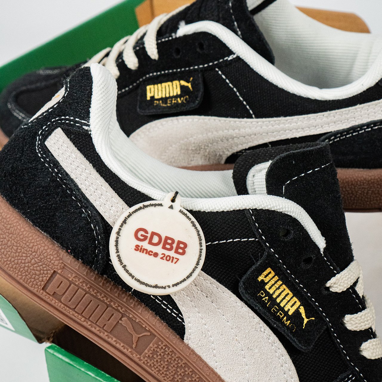 Sepatu Puma Palermo Vintage Black Frosted Ivory Black Gum Sneakers Authentic - Image 4