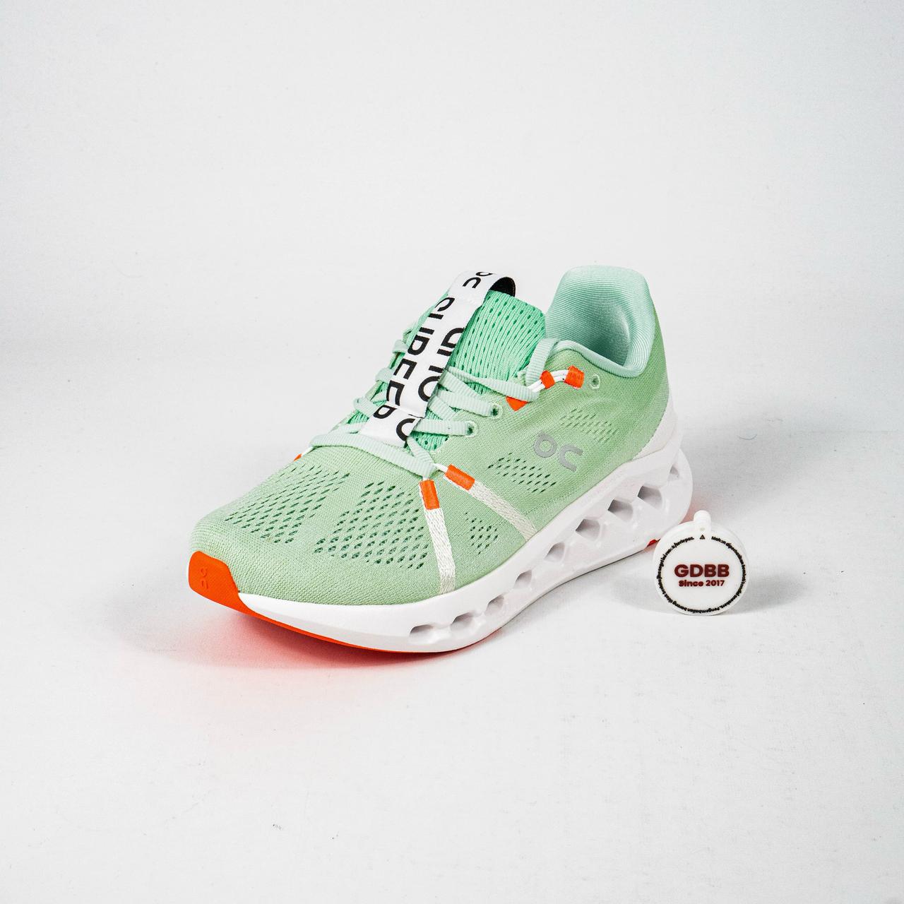 Sepatu On Running On Cloudsurfer Creek White Green Sneakers Authentic - Image 3